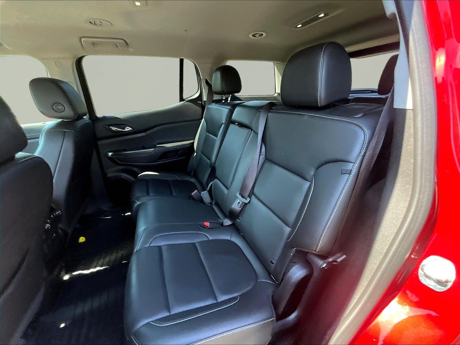 Used 2023 GMC Acadia SLT FWD image 22