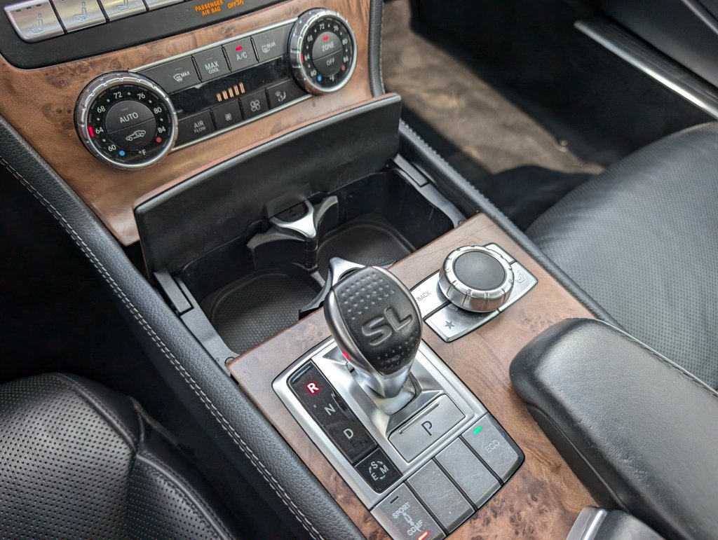 Used 2013 Mercedes-Benz SL 550 image 19