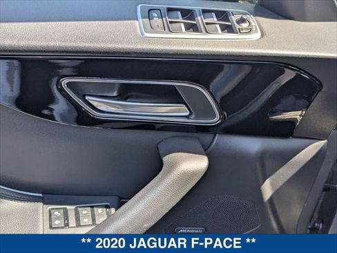 Used 2020 Jaguar F-PACE Premium AWD/4WD image 12