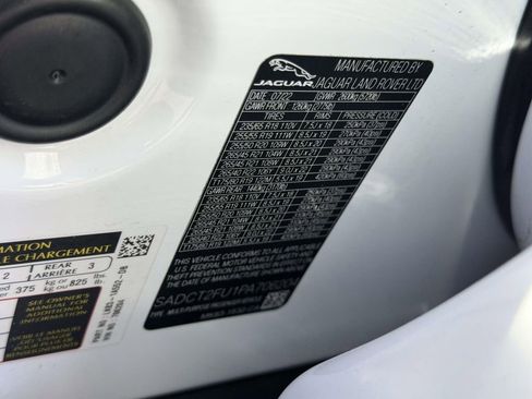 Used 2023 Jaguar F-PACE R-Dynamic S image 26