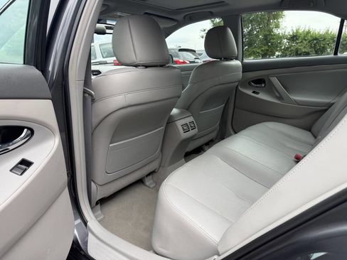Used 2009 Toyota Camry Hybrid FWD image 10