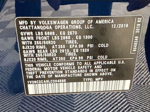 Used 2020 Volkswagen Atlas Cross Sport SE image 33