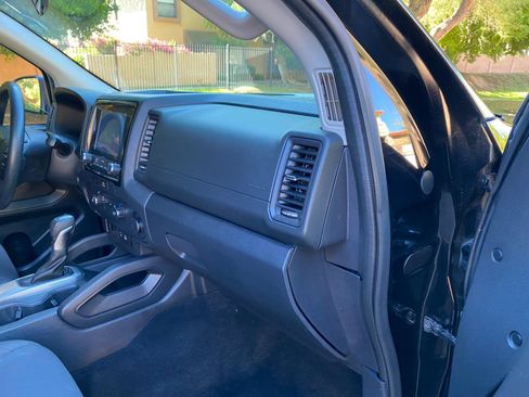 Used 2022 Nissan Frontier S RWD image 50