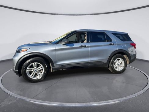Used 2022 Ford Explorer 4WD image 1