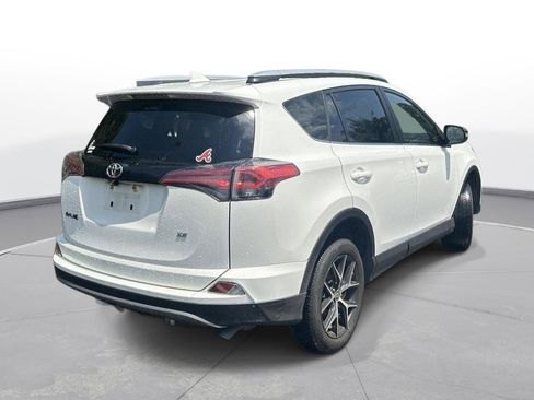 Used 2018 Toyota RAV4 SE w/ Power Extra Value Package FWD image 6