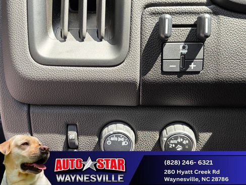 Used 2022 Chevrolet Colorado ZR2 AWD/4WD image 24