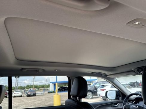 Used 2021 Jeep Grand Cherokee L Limited AWD/4WD image 23