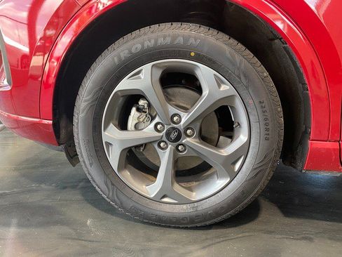 Used 2023 Ford Escape ST-Line w/ Tech Pack #1 AWD/4WD image 12