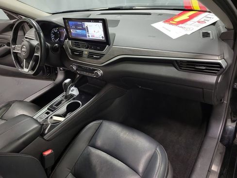 Used 2023 Nissan Altima 2.5 SL AWD/4WD image 23