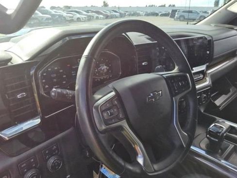 Used 2024 Chevrolet Silverado 1500 LT Trail Boss w/ LT Trail Boss Premium Package image 5