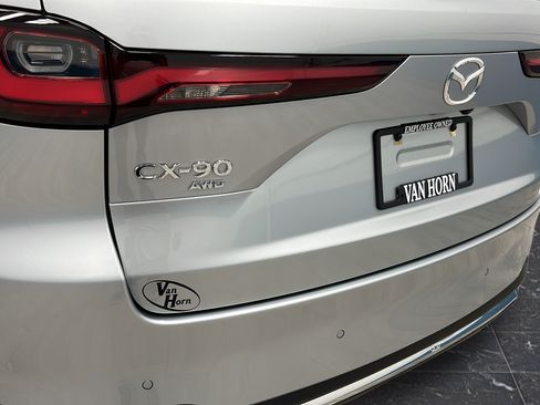 Used 2024 MAZDA CX-90 Plug-In Hybrid w/ Premium Pkg AWD/4WD image 40