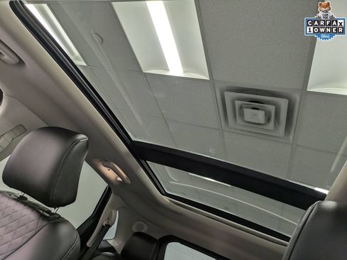 Used 2023 Ford Edge Titanium AWD/4WD image 22