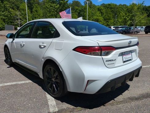 Used 2024 Toyota Corolla SE FWD image 6