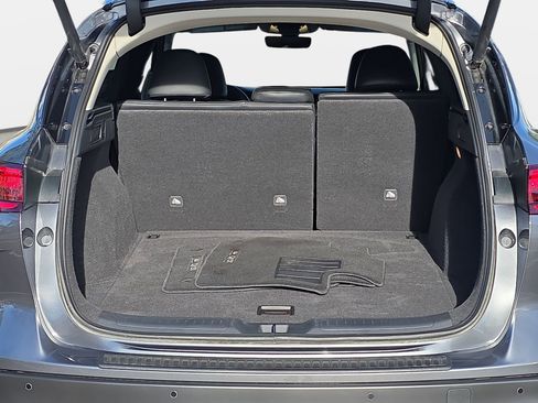 Certified 2025 INFINITI QX50 Luxe image 12