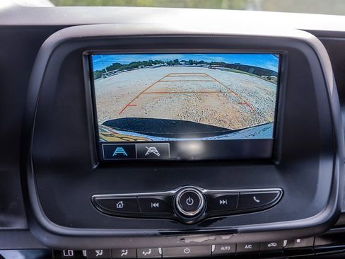 Used 2018 Chevrolet Camaro LT RWD image 21