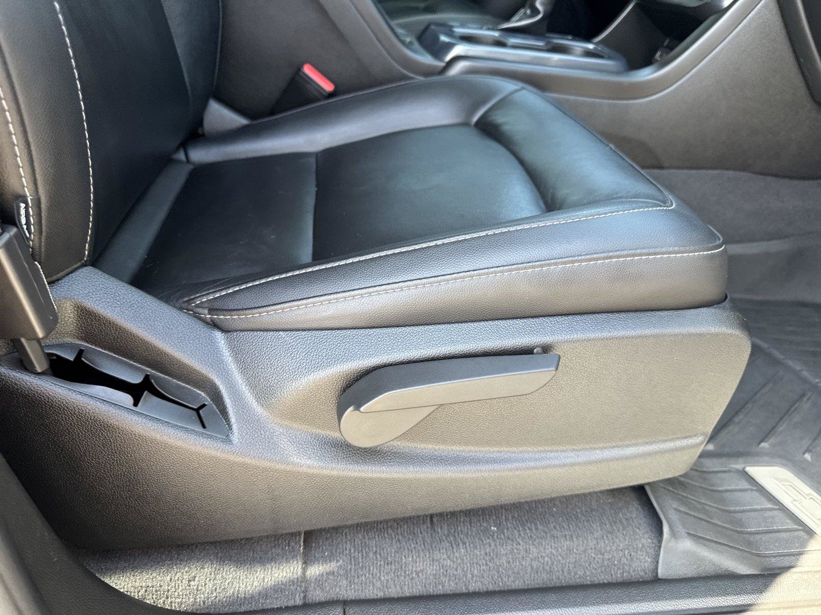 Used 2021 Chevrolet Colorado Z71 AWD/4WD image 35