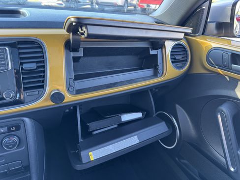 Used 2016 Volkswagen Beetle 1.8T Dune image 26