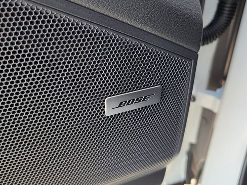 New 2026 Porsche Cayenne image 18