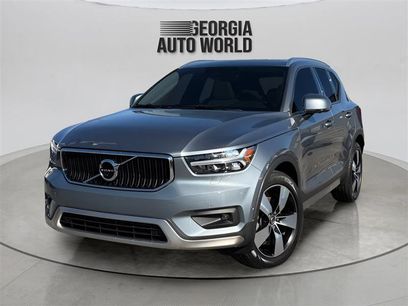 Used 2019 Volvo XC40 T5 Momentum