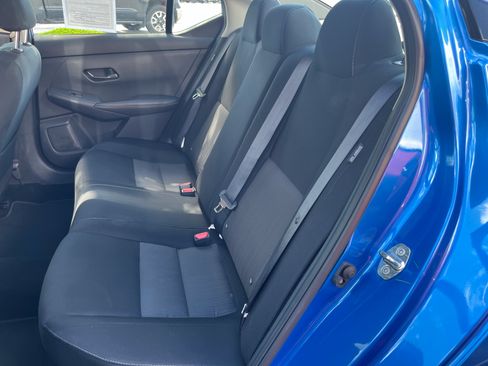 Used 2025 Nissan Sentra SV FWD image 17