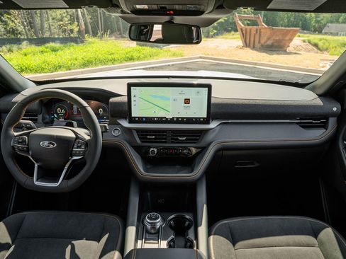 New 2026 Ford Explorer Tremor w/ Tremor Ultimate Package AWD/4WD image 21
