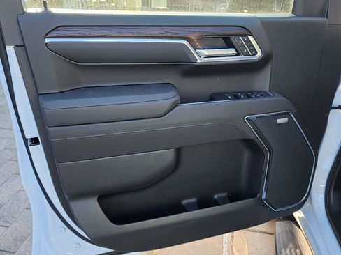 New 2026 GMC Sierra 1500 SLT w/ SLT Premium Plus Package image 14