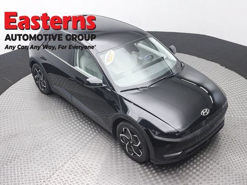 Used 2023 Hyundai Ioniq 5 SEL AWD/4WD image 3