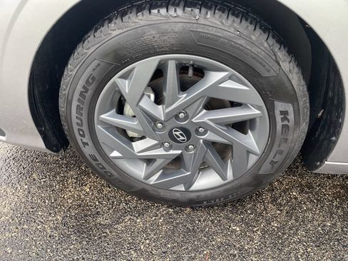 Certified 2024 Hyundai Elantra SEL FWD image 21