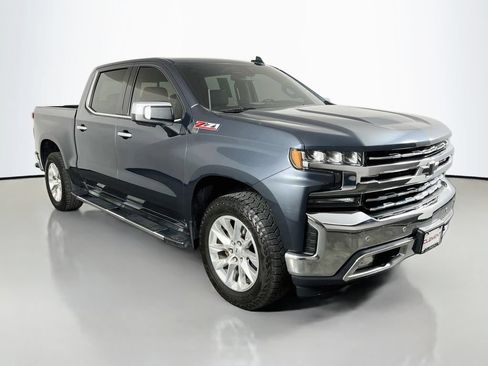 Used 2021 Chevrolet Silverado 1500 LTZ w/ Z71 Off-Road Package AWD/4WD image 4