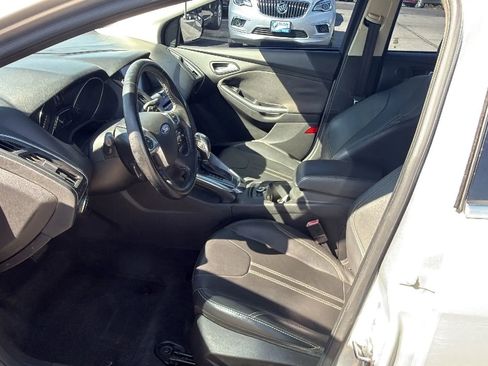 Used 2012 Ford Focus Titanium image 9