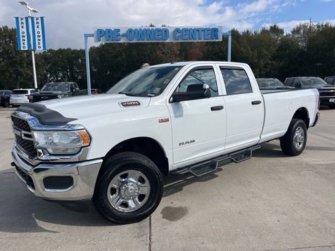 Used 2020 RAM 2500 Tradesman w/ Chrome Appearance Group image 2
