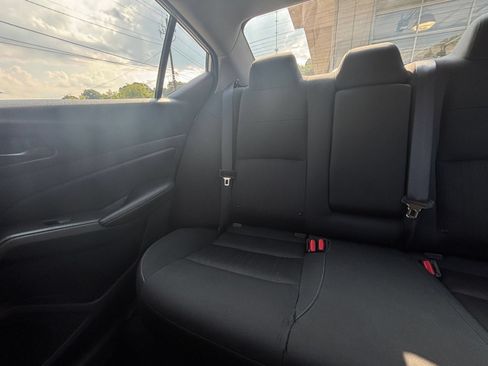 Used 2025 Nissan Altima 2.5 SV FWD image 40