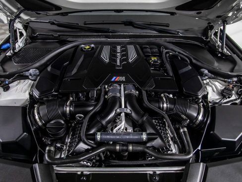 Used 2023 BMW M5 w/ Executive Package image 39