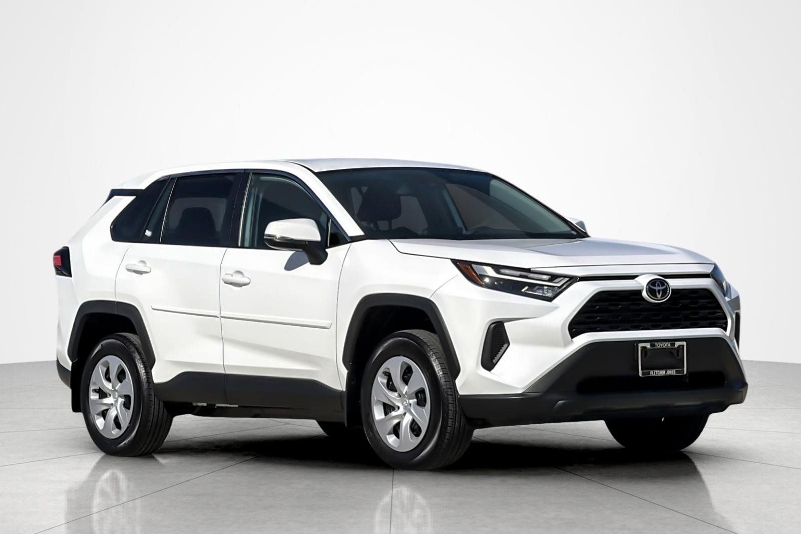 Certified 2025 Toyota RAV4 LE FWD image 7