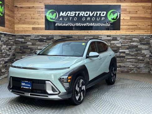 Used 2024 Hyundai Kona Limited AWD/4WD image 5