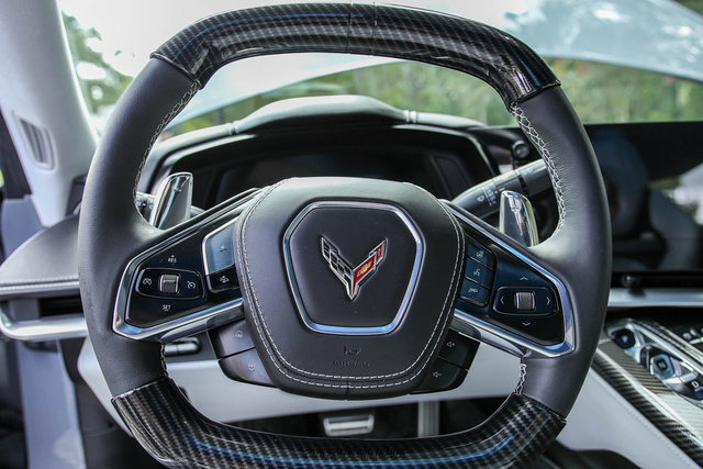 Used 2025 Chevrolet Corvette Stingray Premium Cpe w/ Z51 Performance Package RWD image 43