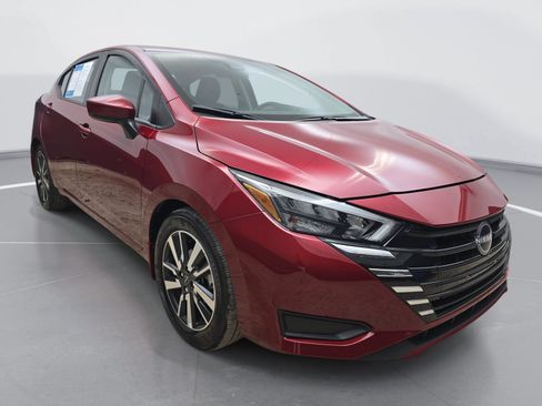 Used 2025 Nissan Versa SV w/ Trunk Package FWD image 2