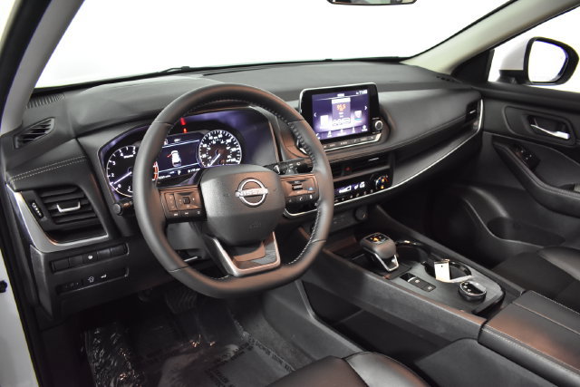 Certified 2026 Nissan Rogue SV w/ SV Premium Package AWD/4WD image 13