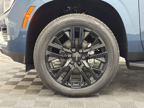 New 2026 GMC Yukon Elevation w/ Elevation Premium Package AWD/4WD image 19