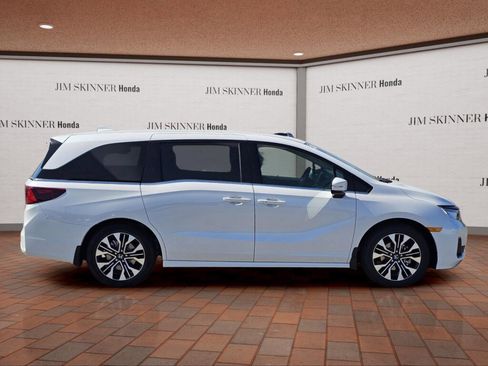 New 2026 Honda Odyssey Elite image 7
