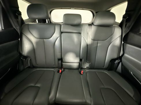 Used 2023 Hyundai Santa Fe SEL w/ Premium Package AWD/4WD image 13