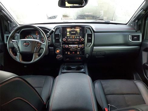 Used 2020 Nissan Titan PRO-4X image 12