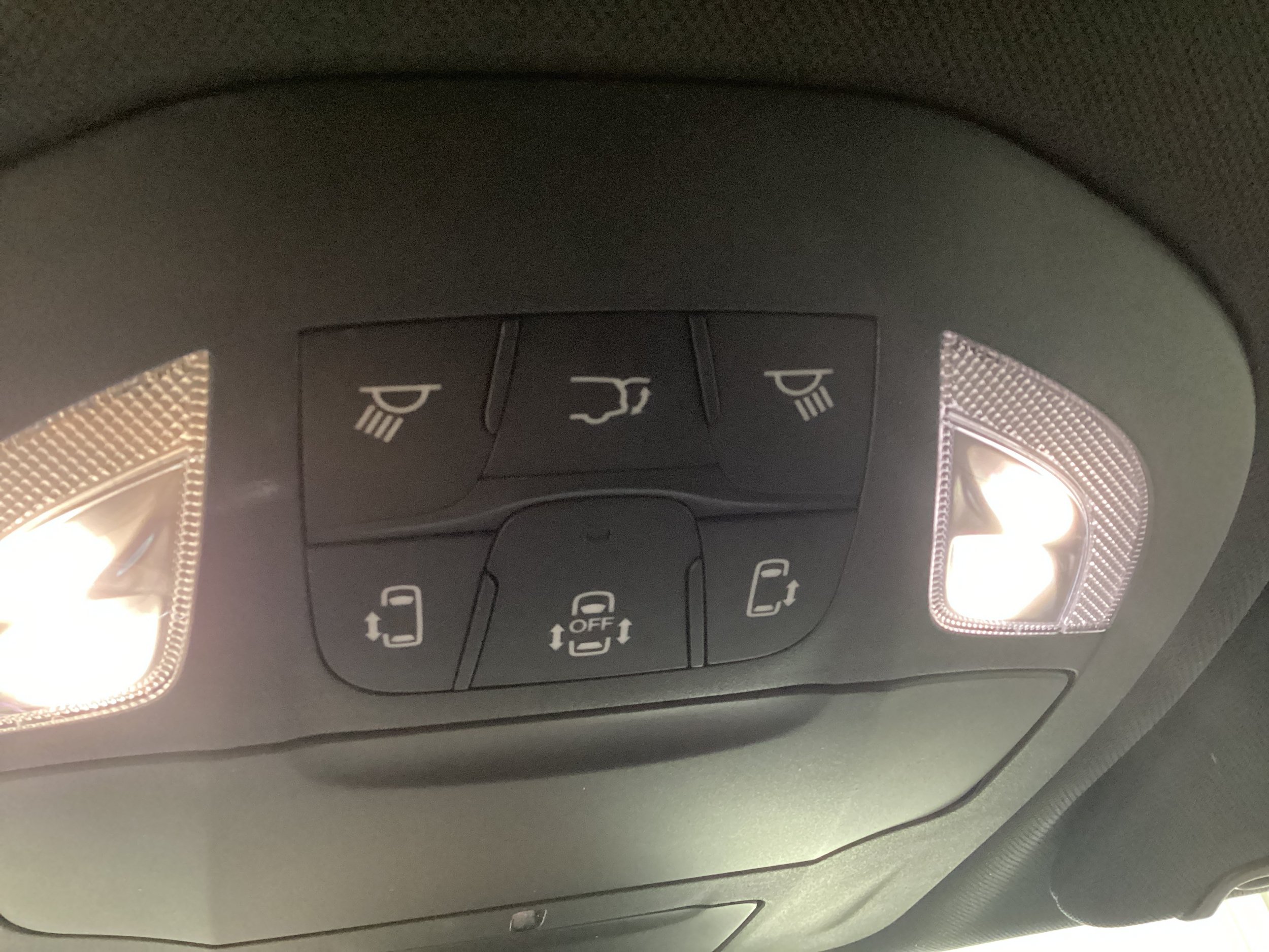 Used 2025 Chrysler Pacifica Select AWD/4WD image 19