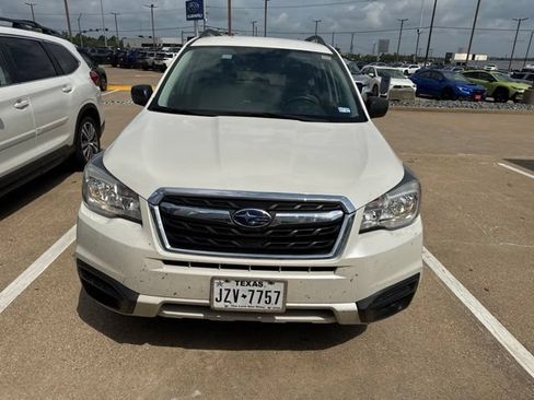 Used 2017 Subaru Forester 2.5i w/ Alloy Wheel Package AWD/4WD image 11