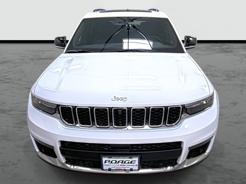 New 2025 Jeep Grand Cherokee L Limited image 6