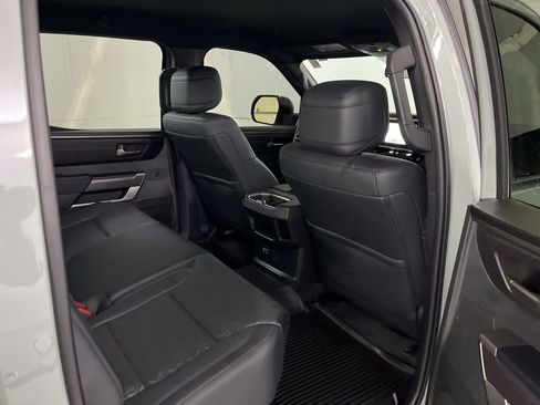 Used 2025 Toyota Tundra SR5 w/ SR5 Premium Package AWD/4WD image 23