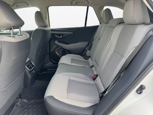 Certified 2025 Subaru Outback Premium w/ Popular Package #1A image 16