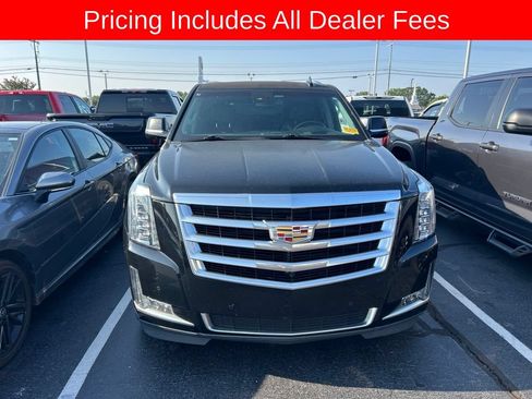 Used 2016 Cadillac Escalade Luxury AWD/4WD image 15