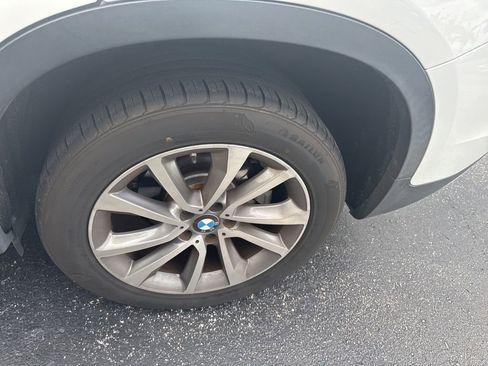Used 2019 BMW X6 sDrive35i RWD image 3