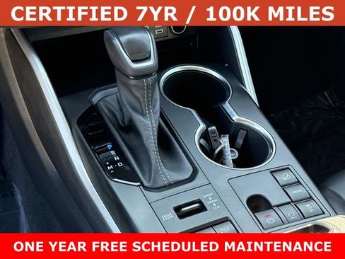 Used 2023 Toyota Highlander XLE AWD/4WD image 23